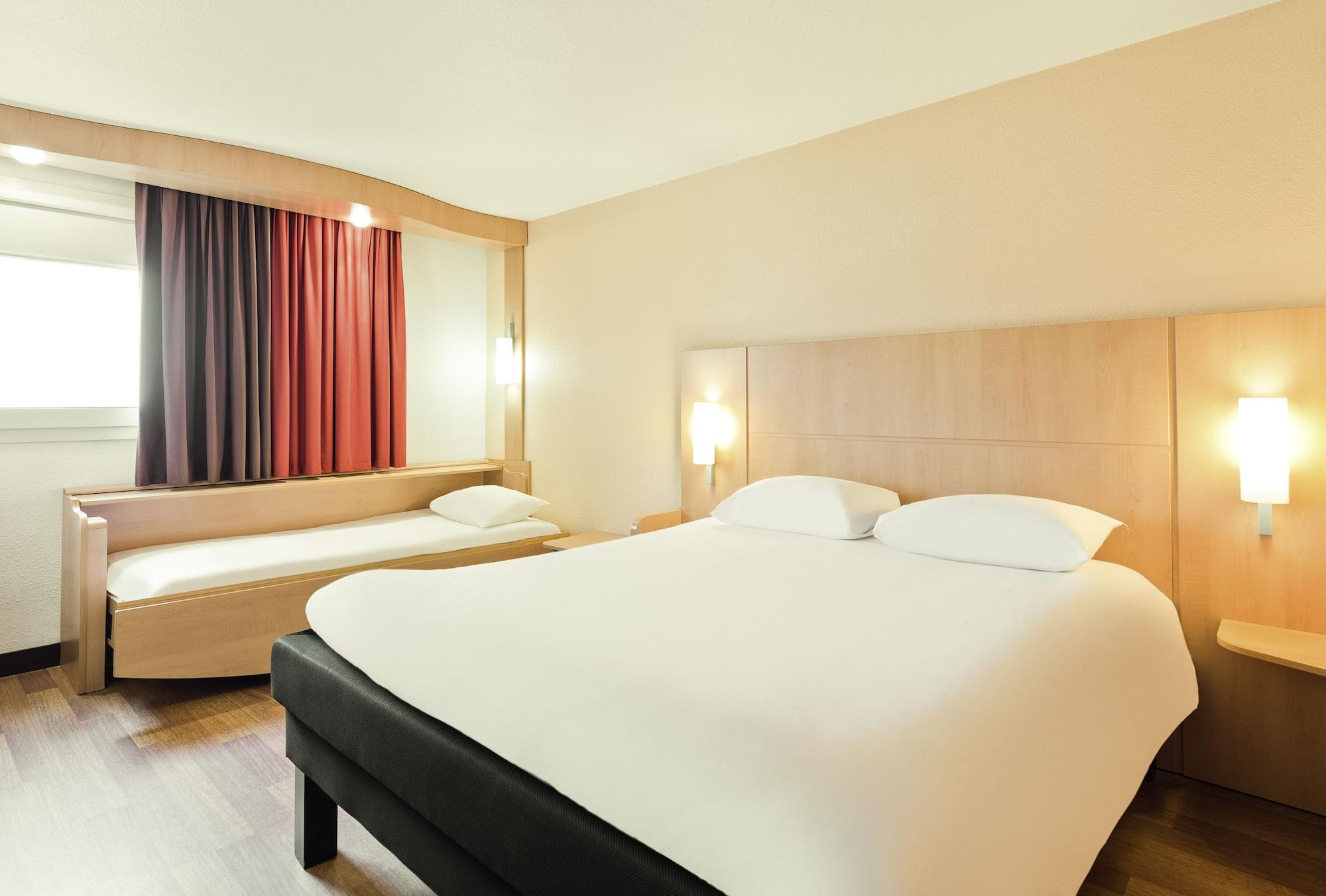 Ibis Paris Porte D'Italie Gentilly Bagian luar foto